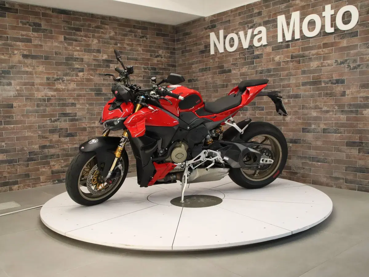 Ducati Streetfighter V4 S (2025 - 26) (2)