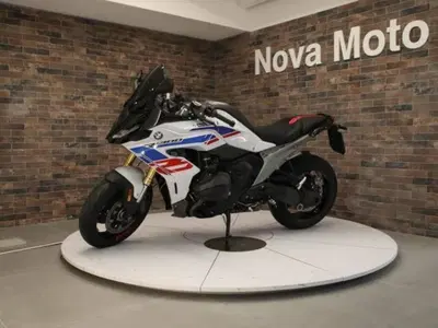 Bmw R 1300 RS (2026) usata