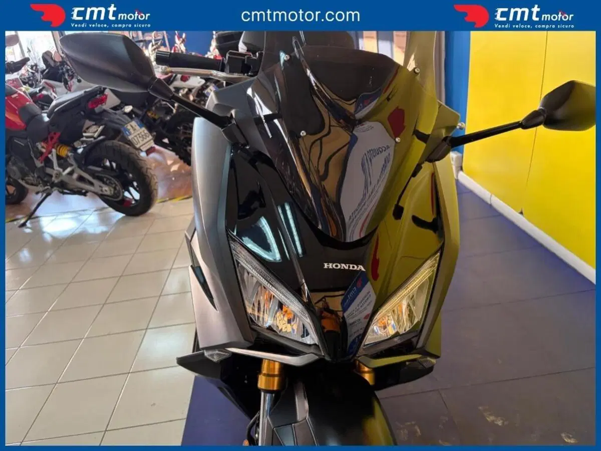 Honda Forza 750 DCT Urban (2021 - 24) (6)