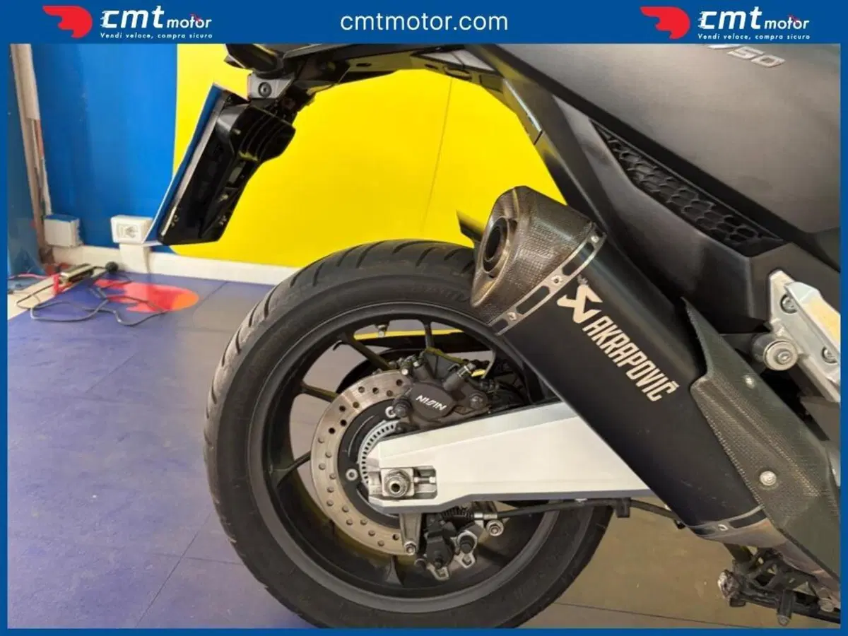 Honda Forza 750 DCT Urban (2021 - 24) (8)