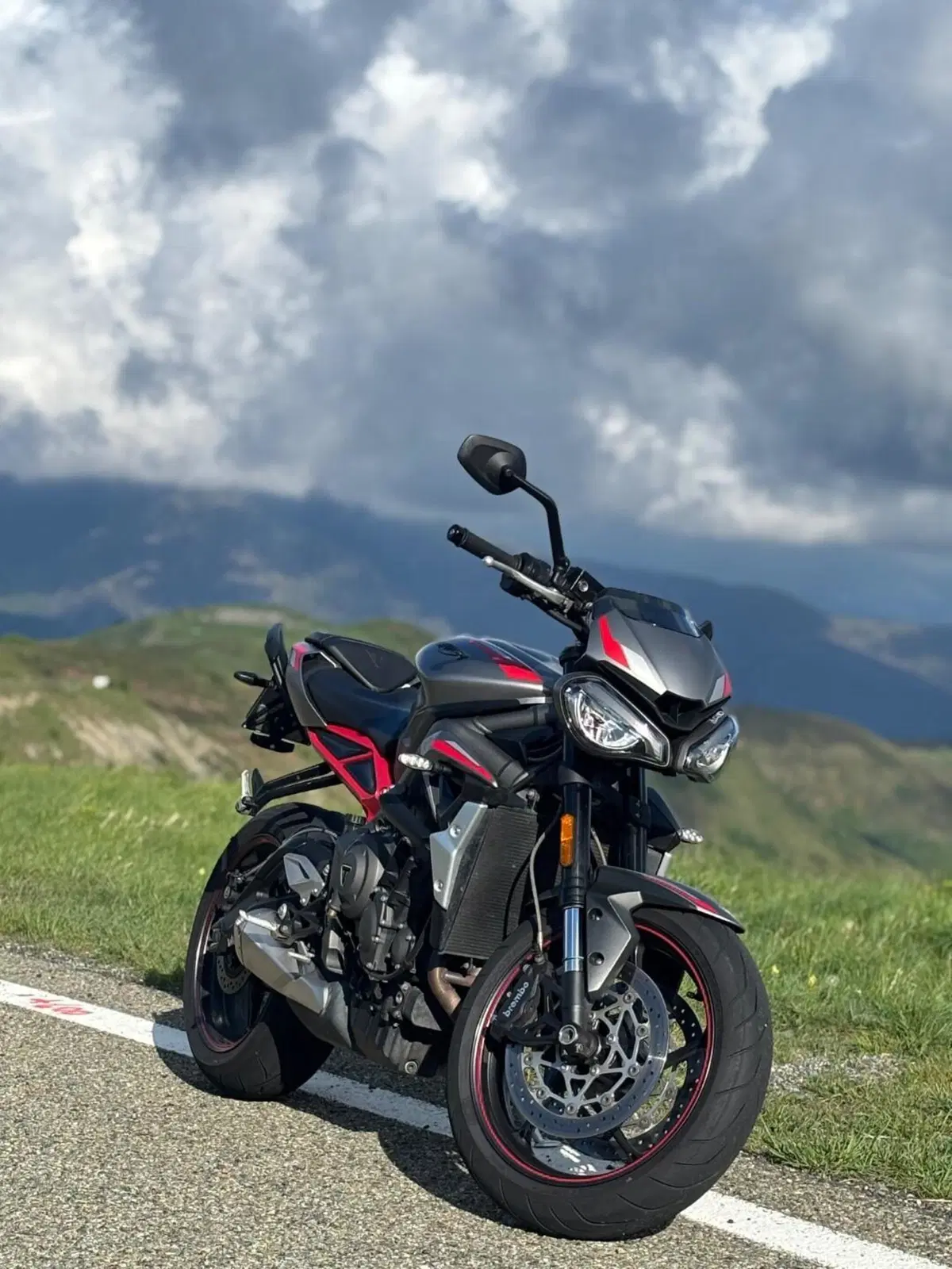 Triumph Street Triple R (2020 - 22)