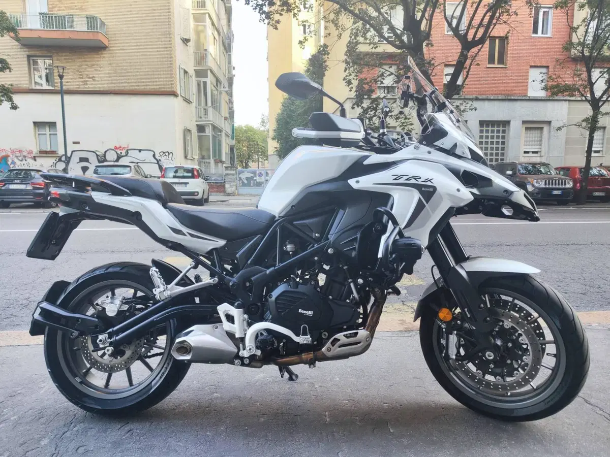 Benelli TRK 502 (2021 - 25) (2)