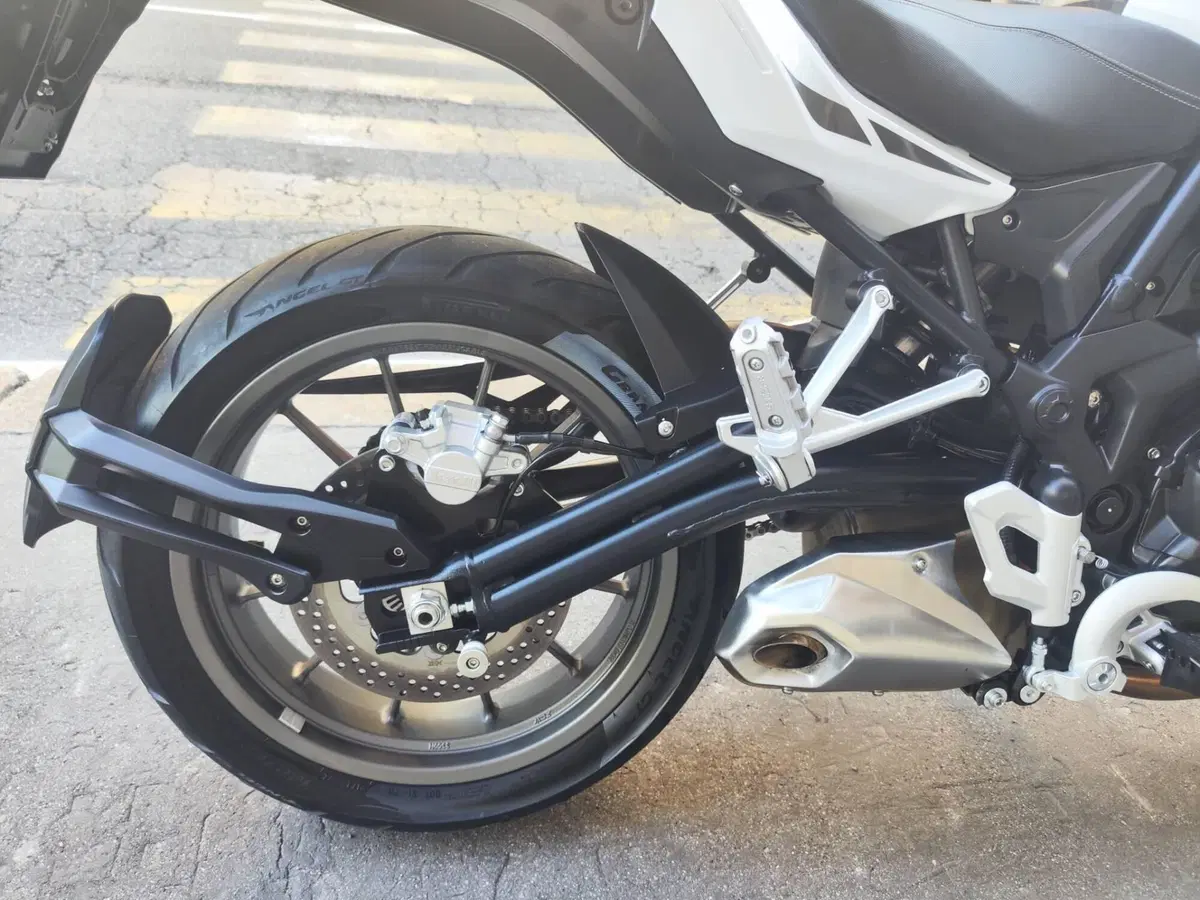 Benelli TRK 502 (2021 - 25) (16)