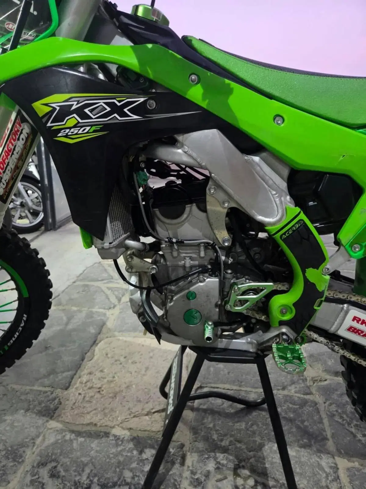 Kawasaki KX250F (2018) (7)