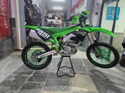 Kawasaki KX250F (2018) usata