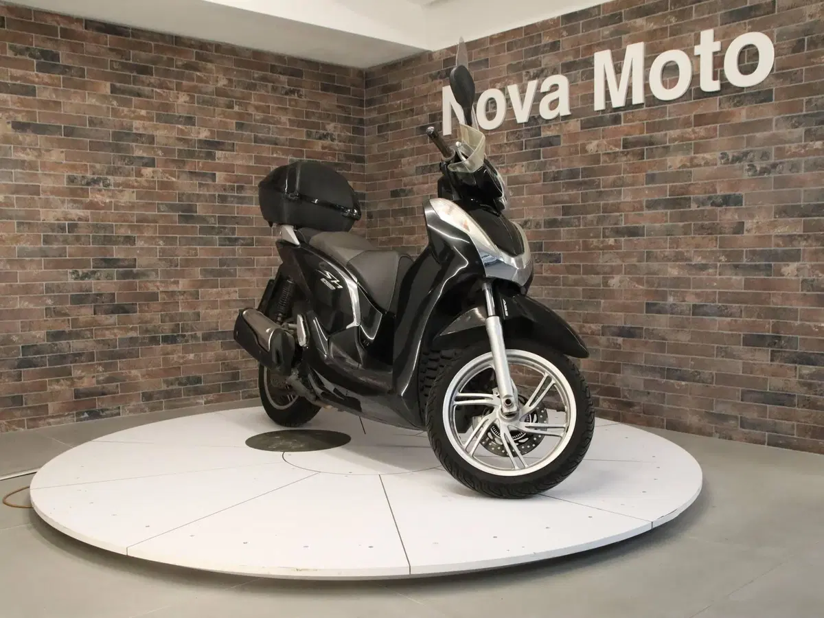 Honda SH 300 i ABS (2016 - 20) (8)