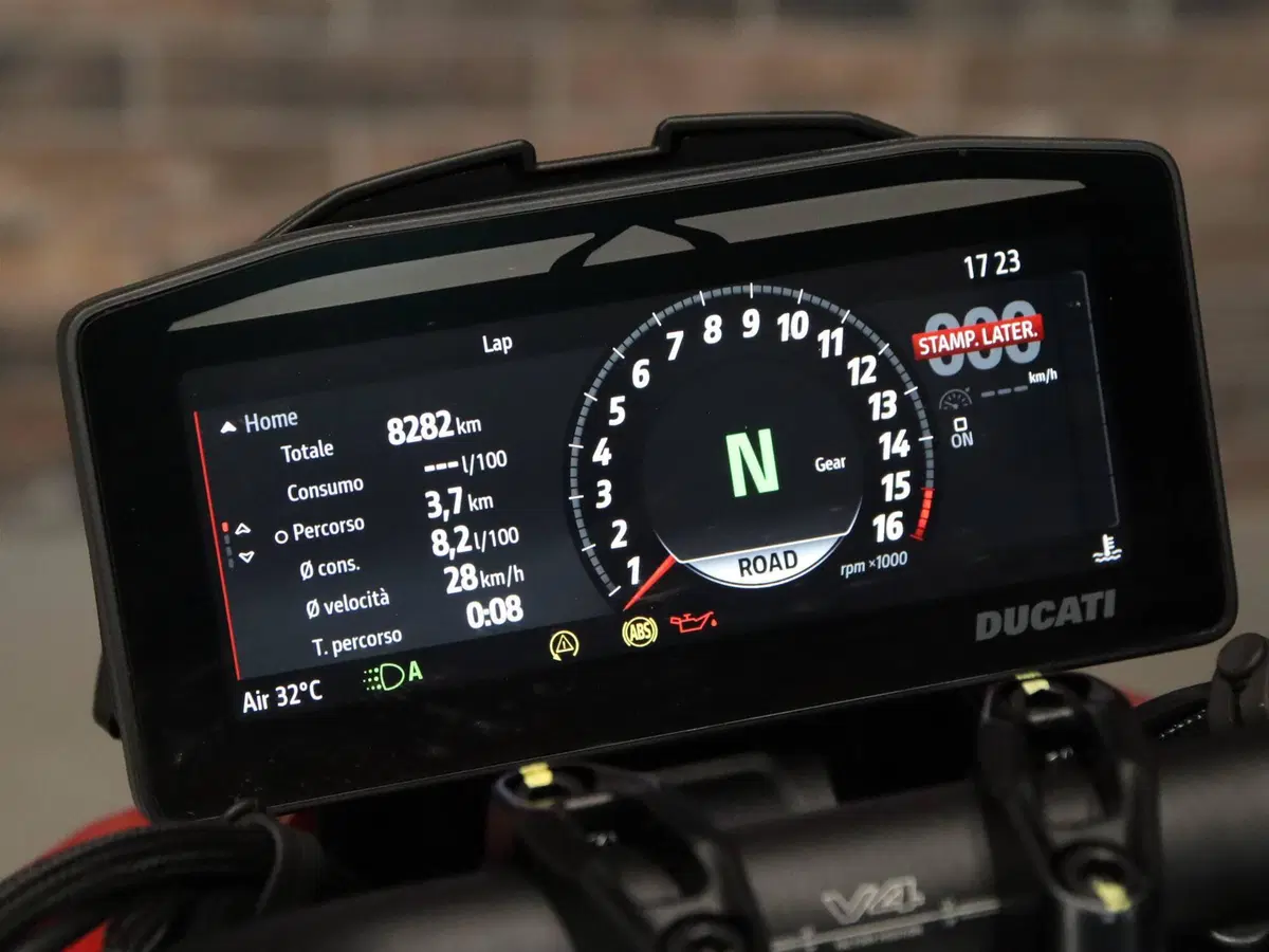 Ducati Streetfighter V4 S (2025 - 26) (20)