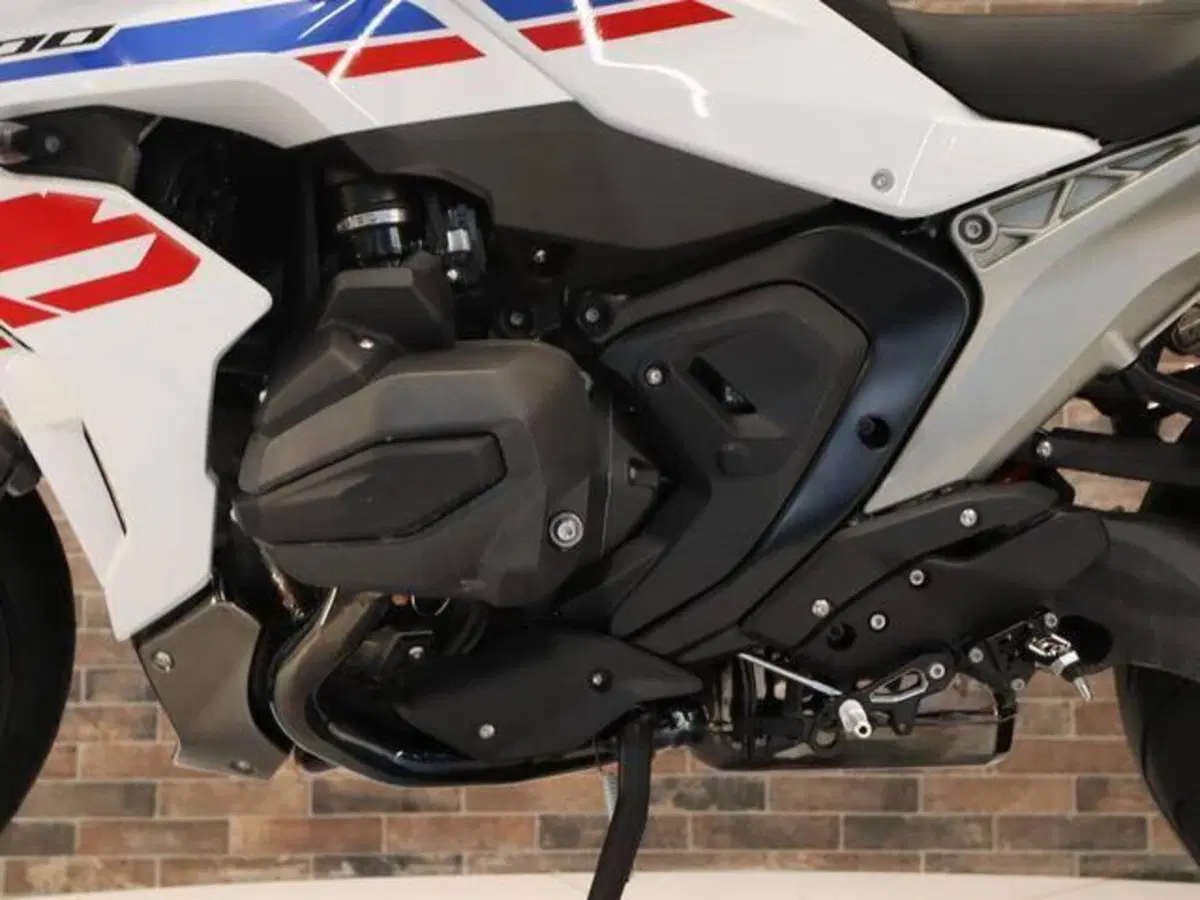 Bmw R 1300 RS (2026) (10)