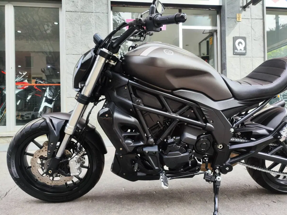 Benelli 502 C (2021 - 25) (7)