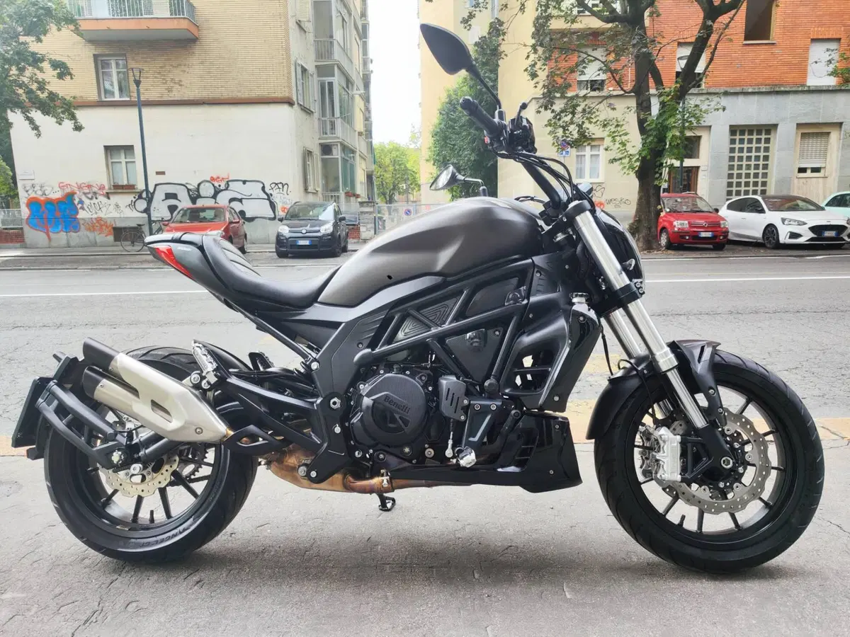 Benelli 502 C (2021 - 25) (2)