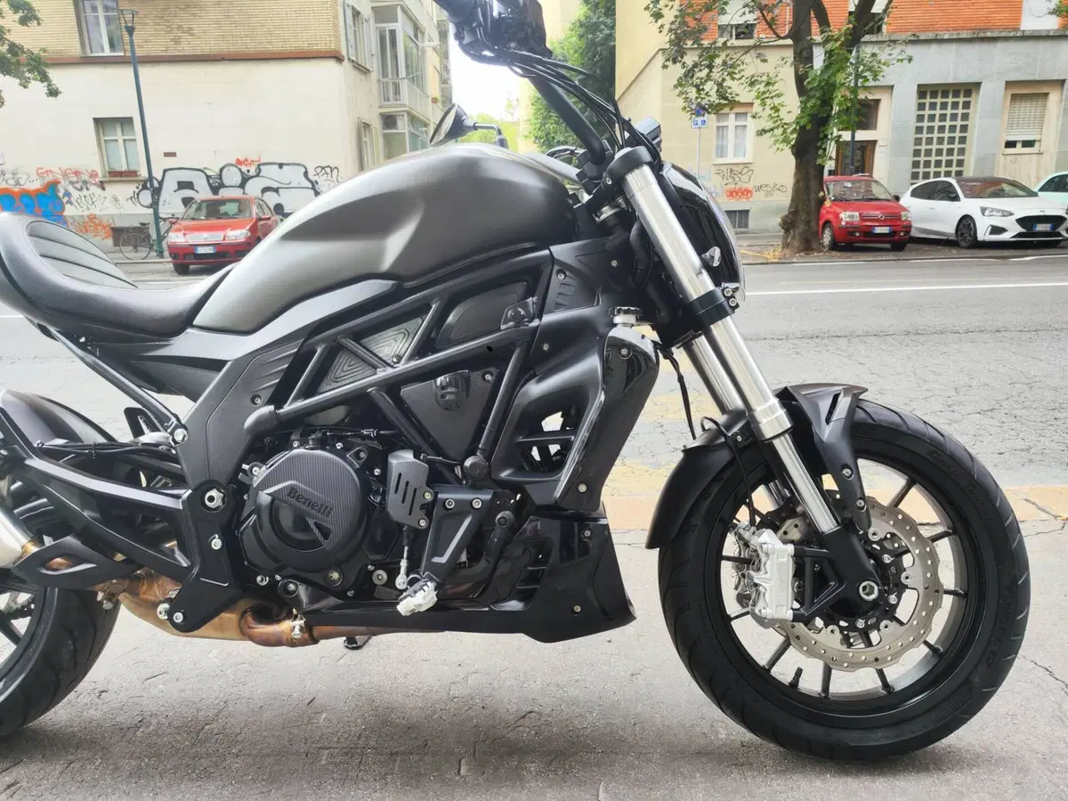 Benelli 502 C (2021 - 25) (9)