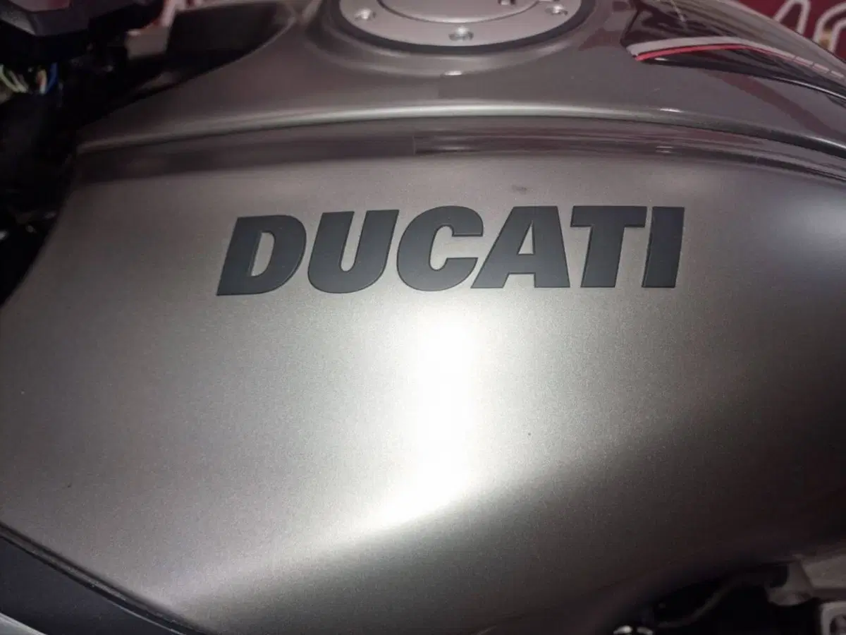 Ducati Diavel 1260 S (2019 - 20) (7)