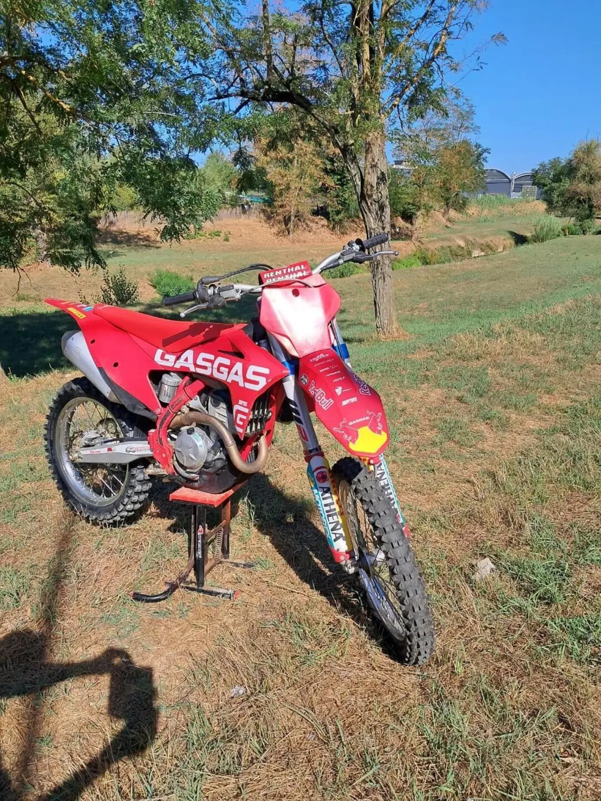 GASGAS MC 250 F (2023) (2)