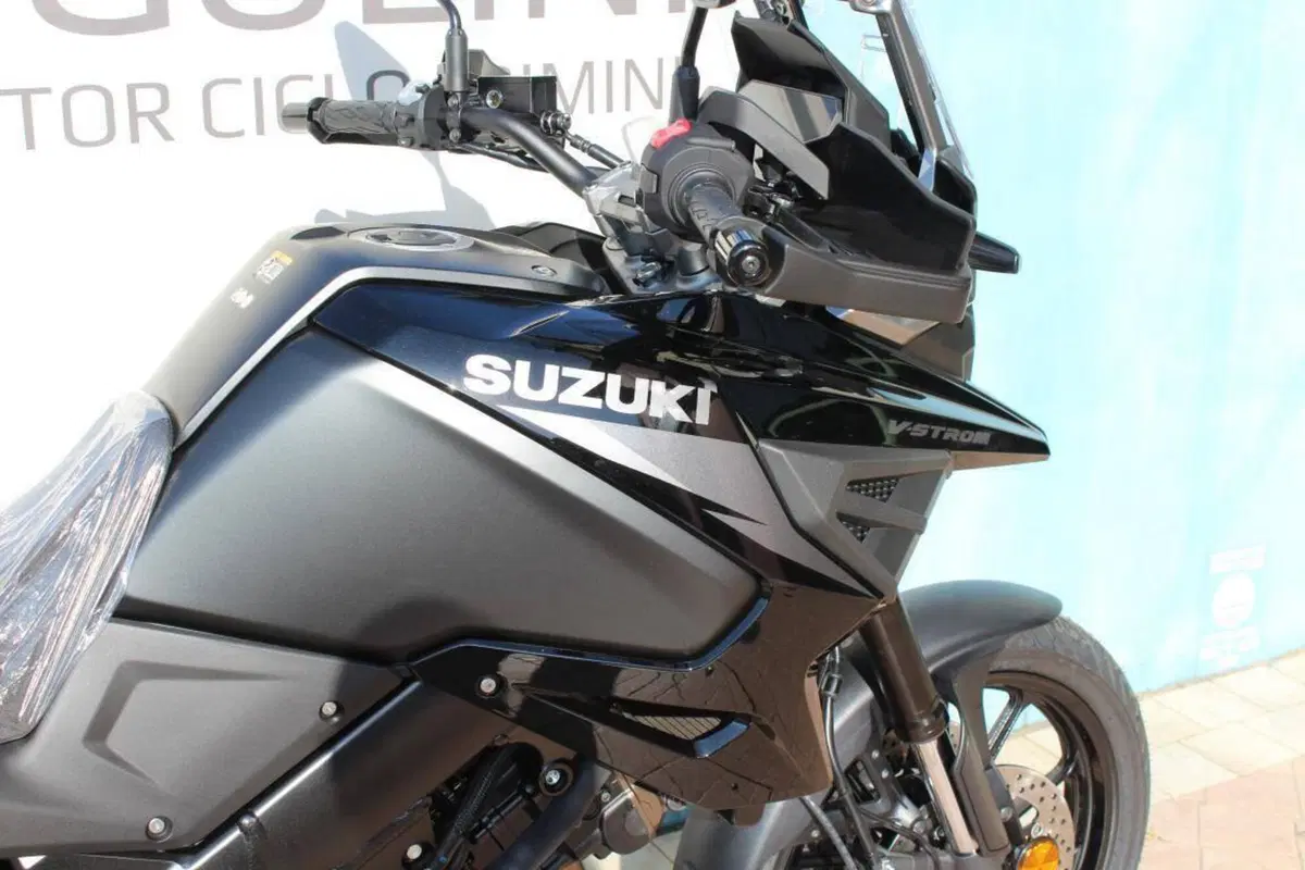 Suzuki V-Strom 1050SE (2025 - 26) (3)
