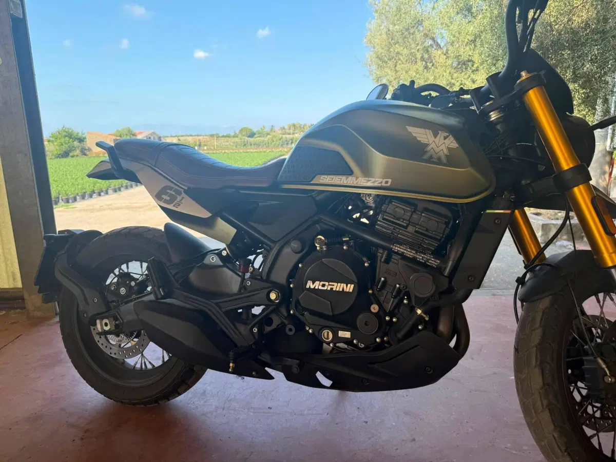 Moto Morini SEIEMMEZZO SCR (2022 - 26) (6)