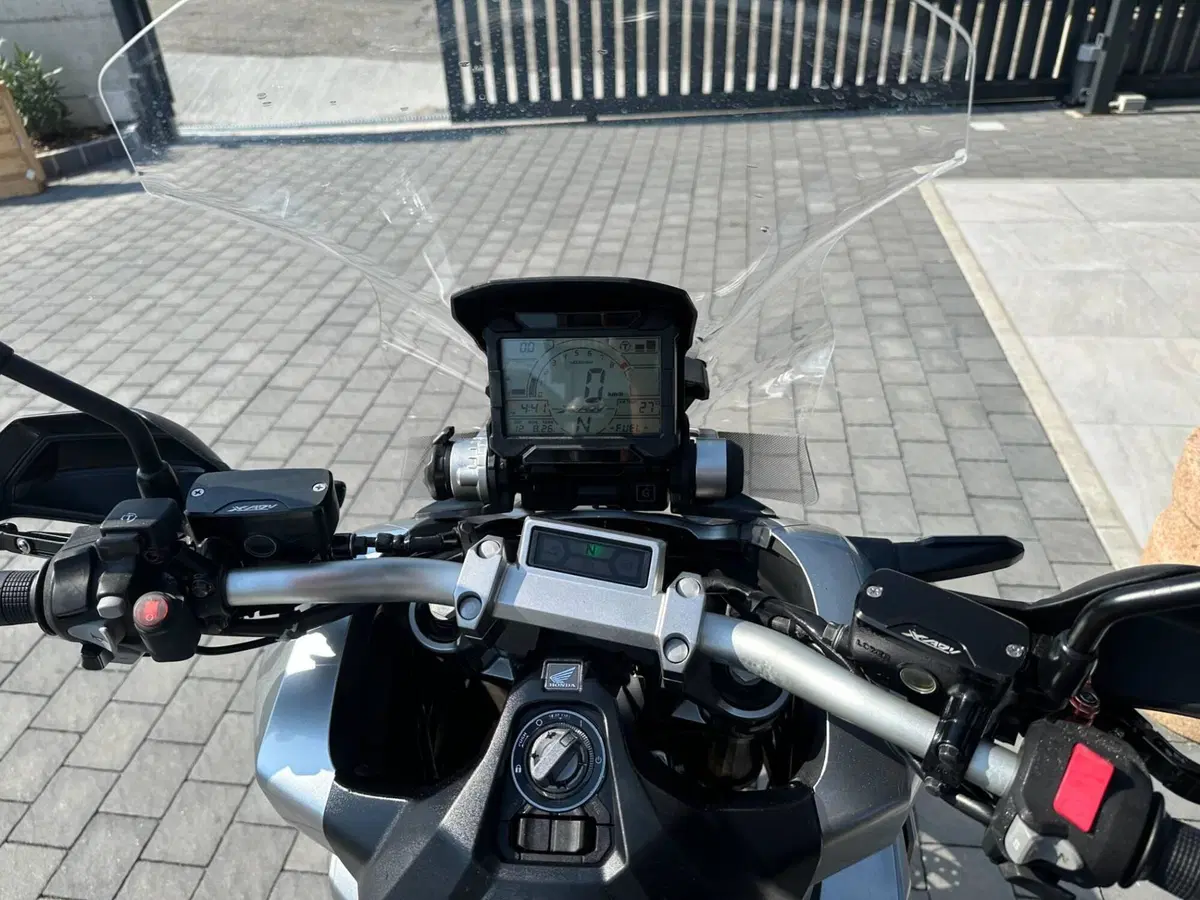 Honda X-ADV 750 Travel Edition (2018 - 20) (3)