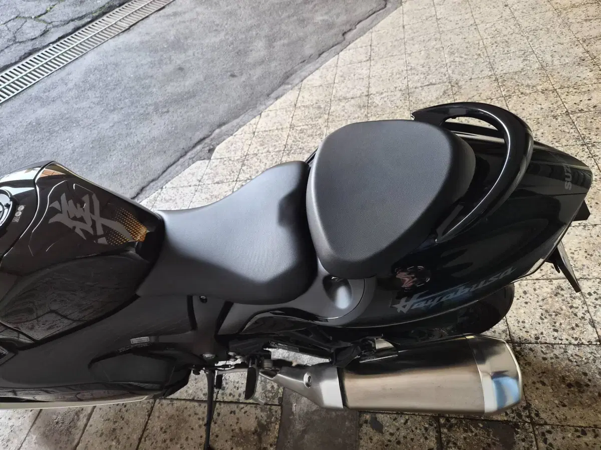 Suzuki GSX 1300 R Hayabusa (2025) (12)