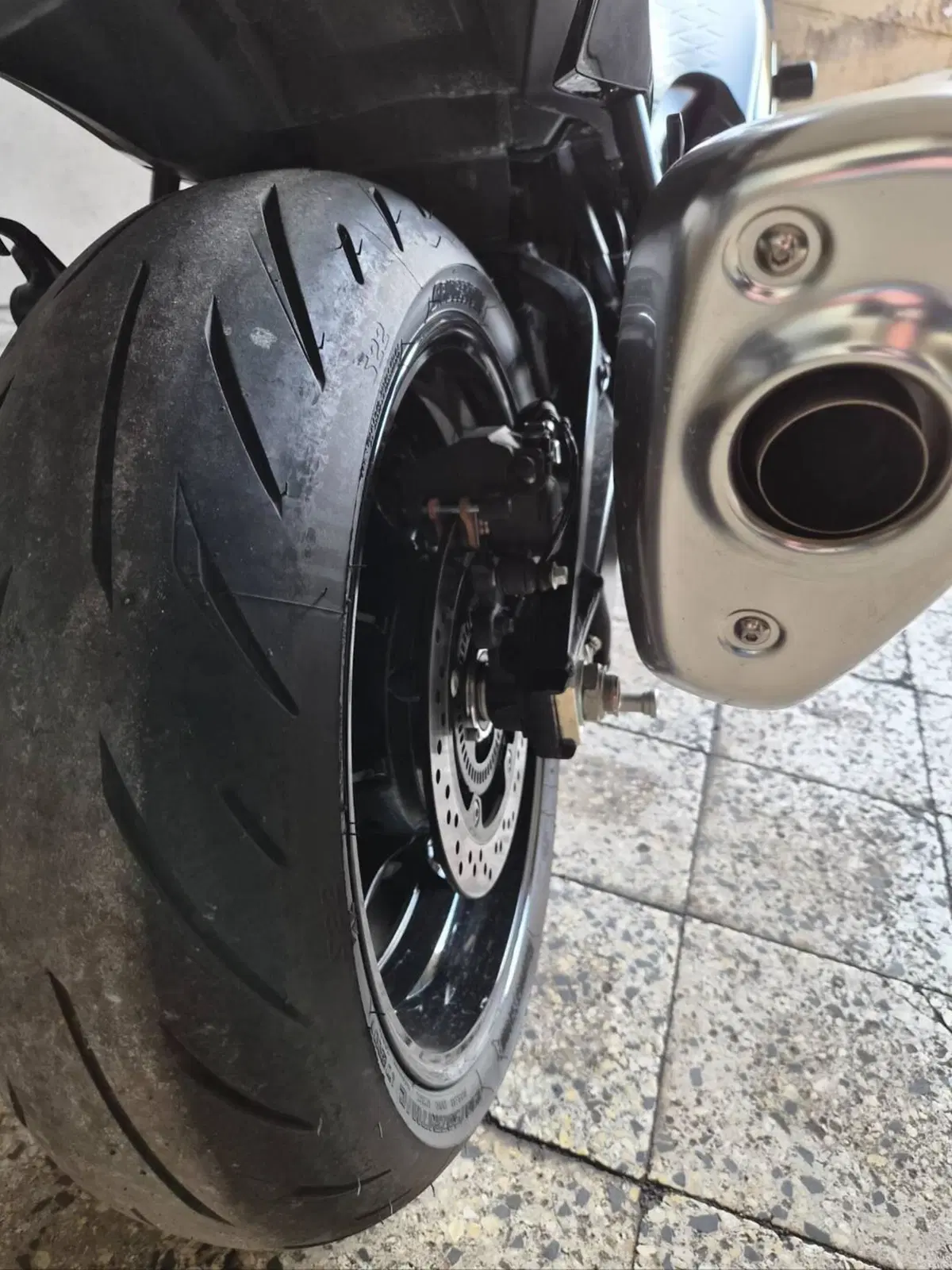 Suzuki GSX 1300 R Hayabusa (2025) (14)