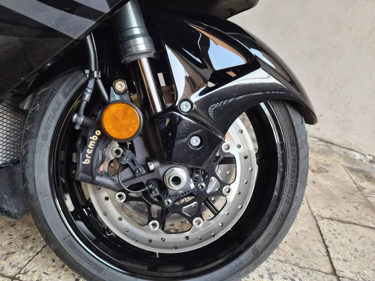 Suzuki GSX 1300 R Hayabusa (2025) (16)