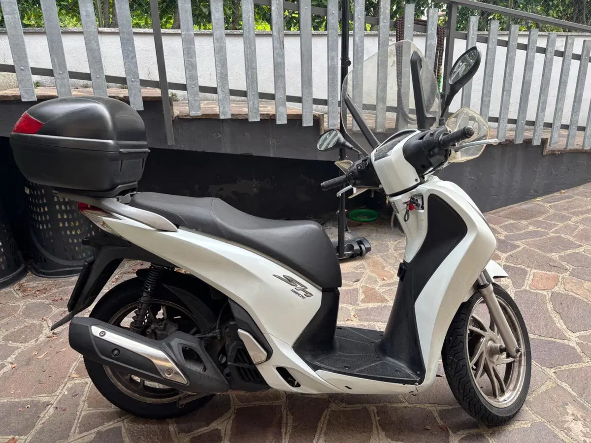 Honda SH 150i ABS (2013 - 16) (6)