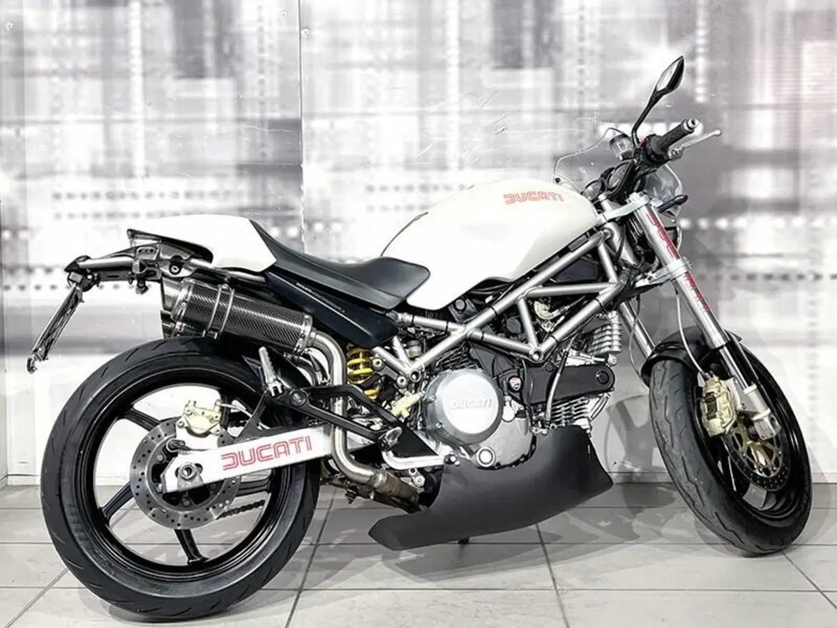 Ducati Monster 620 (2003 - 06) (8)