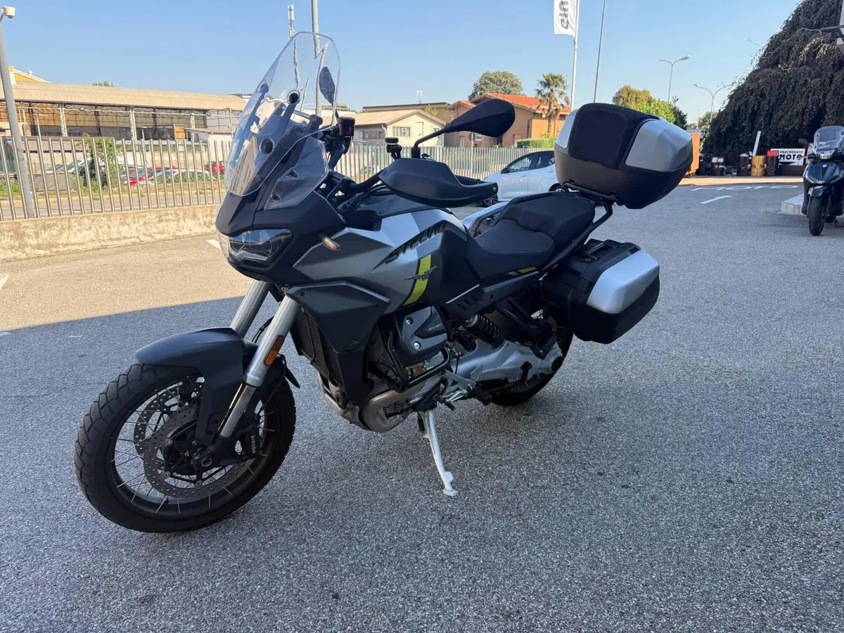 Moto Guzzi Stelvio (2024 - 26) (3)