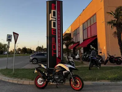 Benelli TRK 902 Stradale (2026) nuova