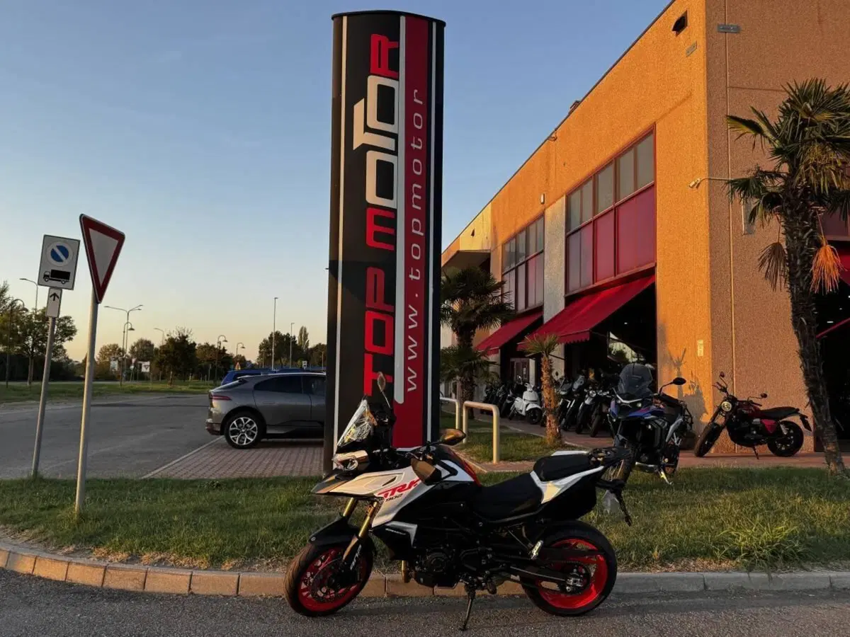 Benelli TRK 902 Stradale (2026) (6)