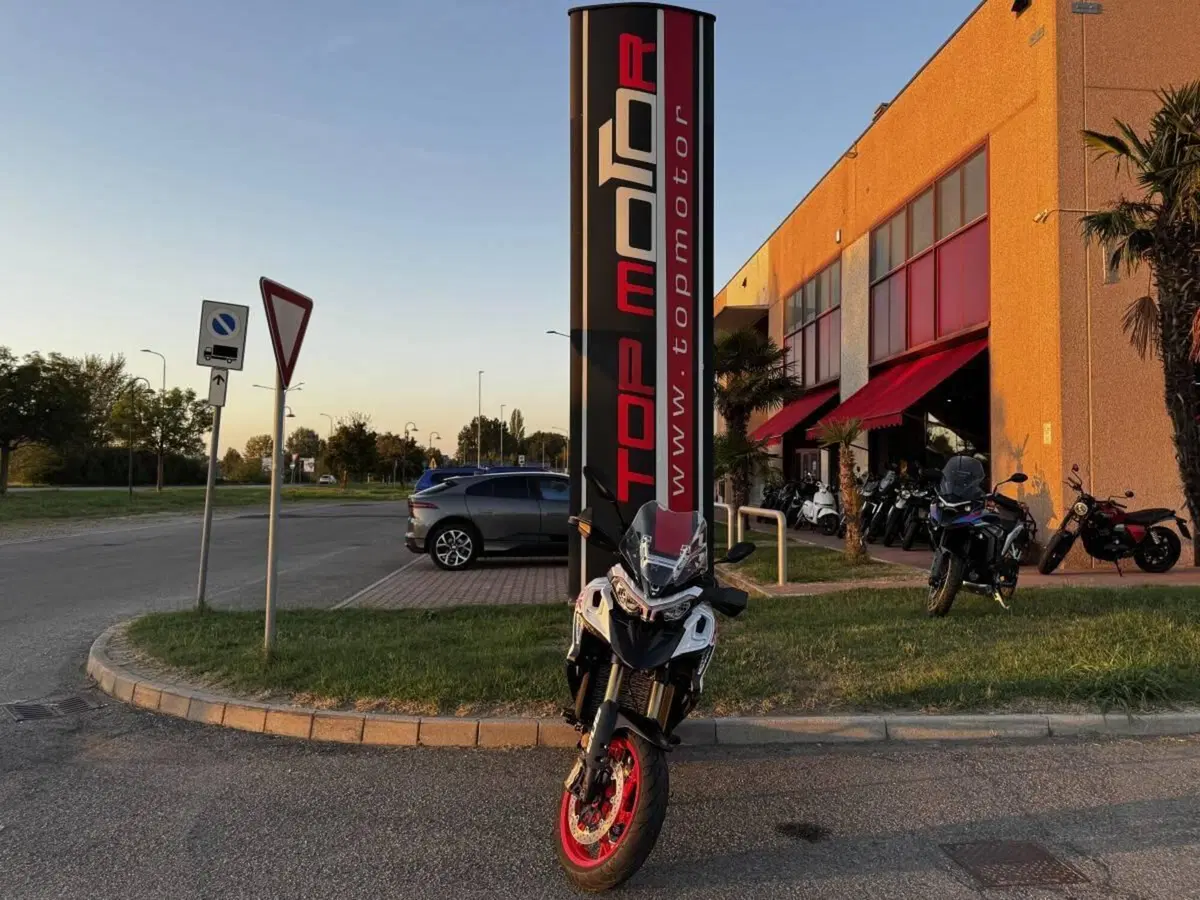 Benelli TRK 902 Stradale (2026) (5)
