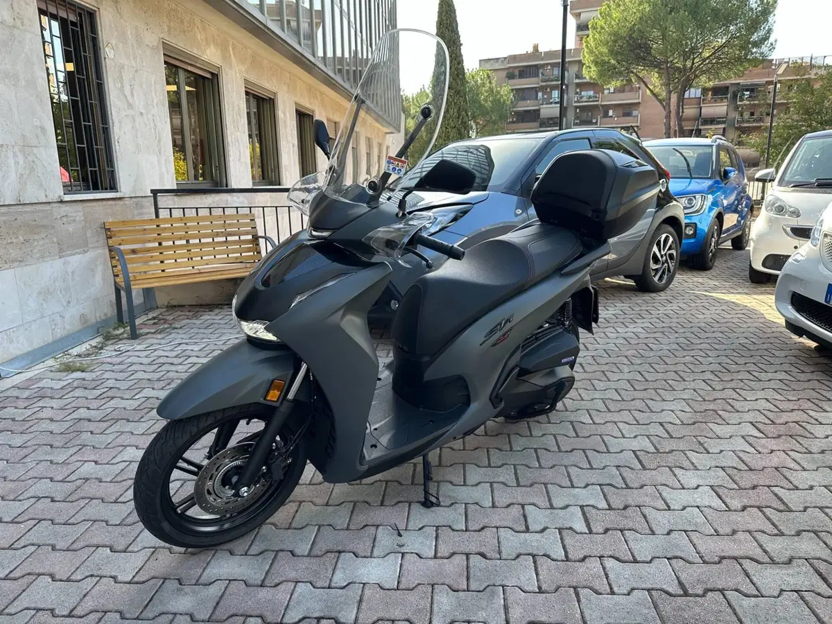 Honda SH 350i GT (2025 - 26) (3)