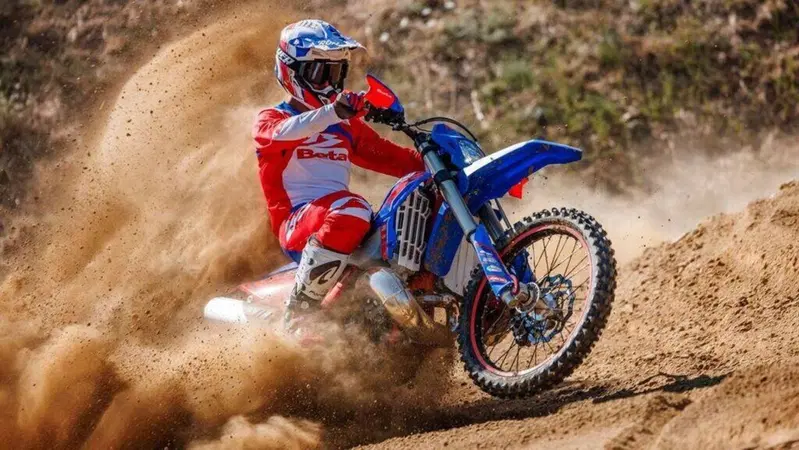 Beta RR Race 2027, tutte le novità della gamma Enduro racing