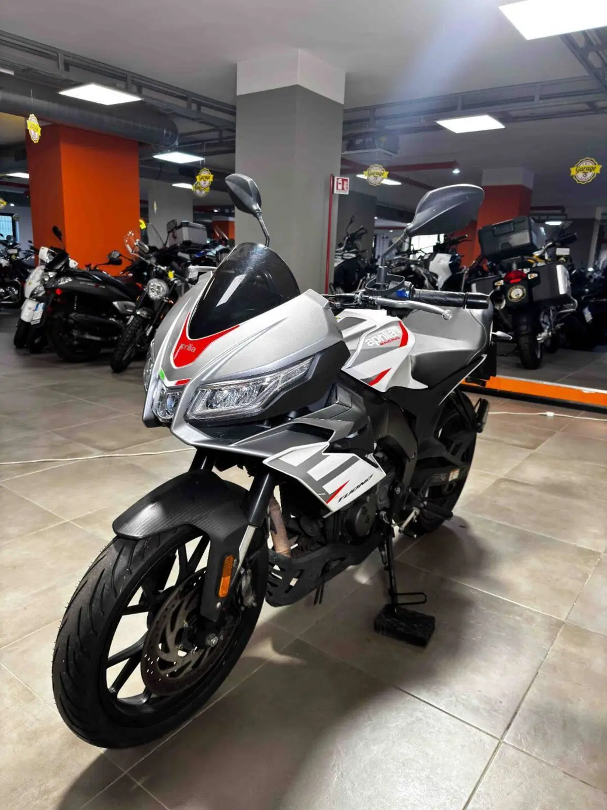 Aprilia Tuono 125 (2021 - 24) (3)