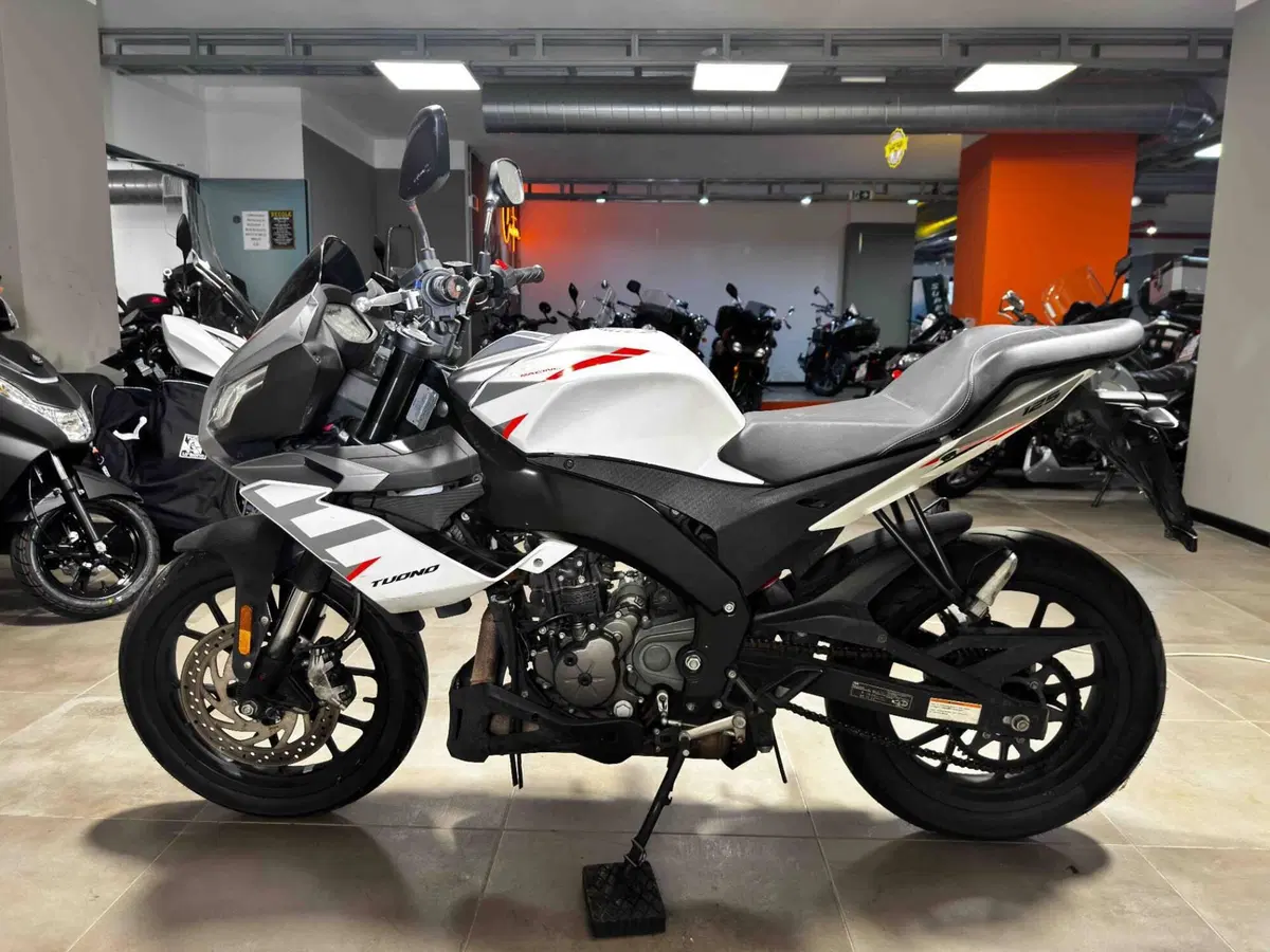 Aprilia Tuono 125 (2021 - 24) (4)