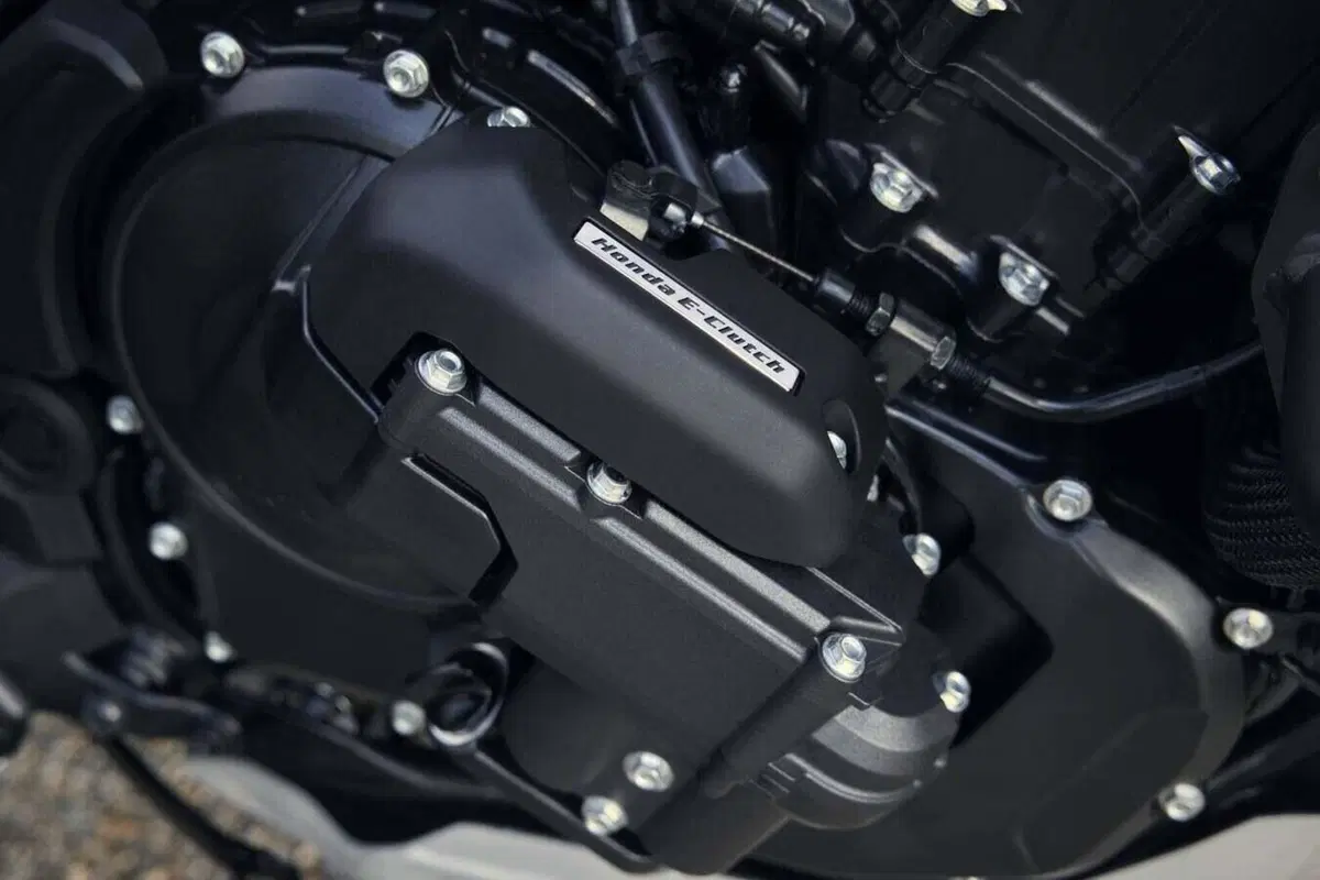Honda CB 750 Hornet (2026) (5)