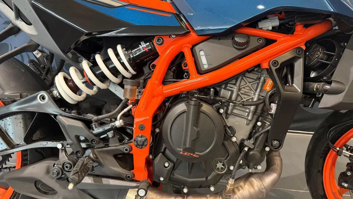 KTM 390 Duke (2026) (5)