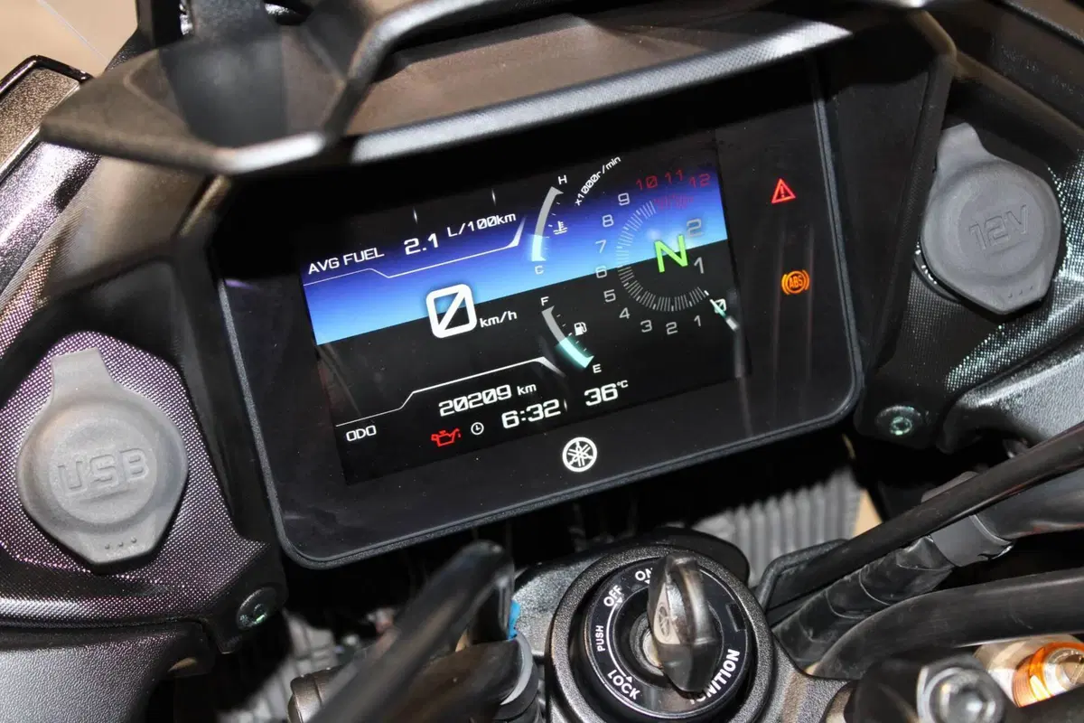 Yamaha Tracer 7 (2021 - 24) (6)