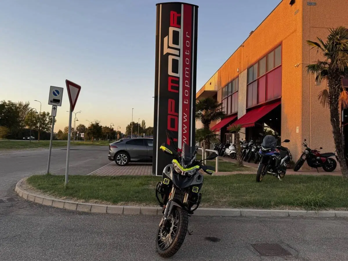 Benelli TRK 902 Xplorer (2026) (2)