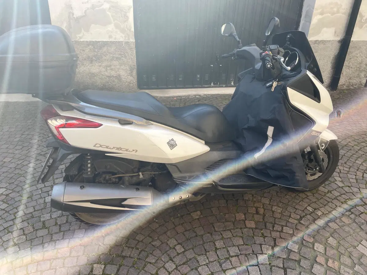 Kymco Downtown 300i (2009 - 17) (6)