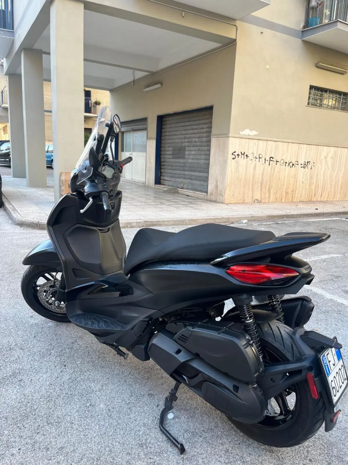 Piaggio Beverly 400 ABS-ASR (2021 - 24) (3)