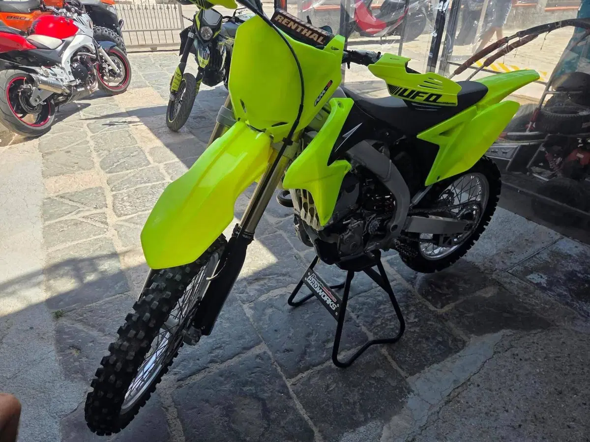 Suzuki RM-Z 250 (2015) (7)