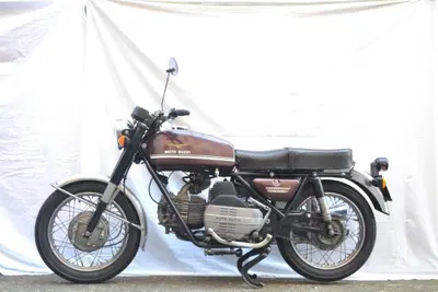 Moto Guzzi Nuovo Falcone d'epoca