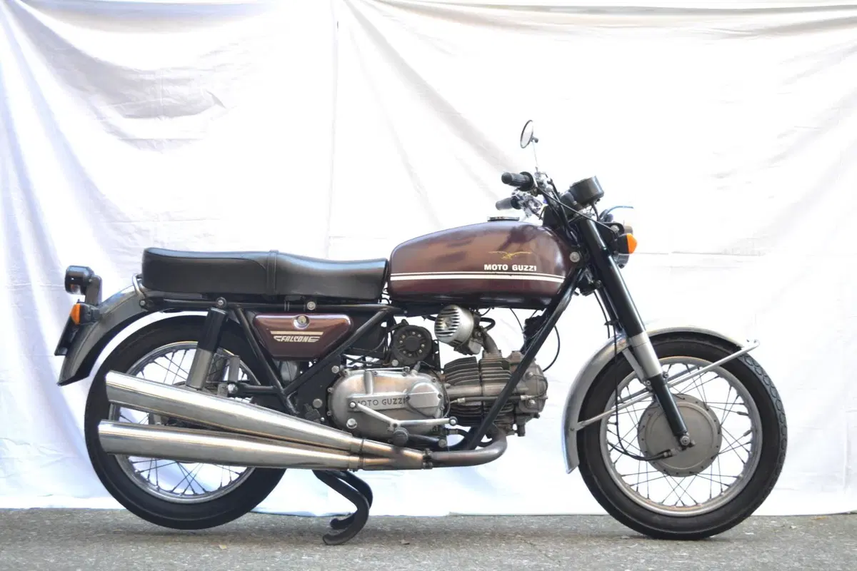 Moto Guzzi Nuovo Falcone (2)