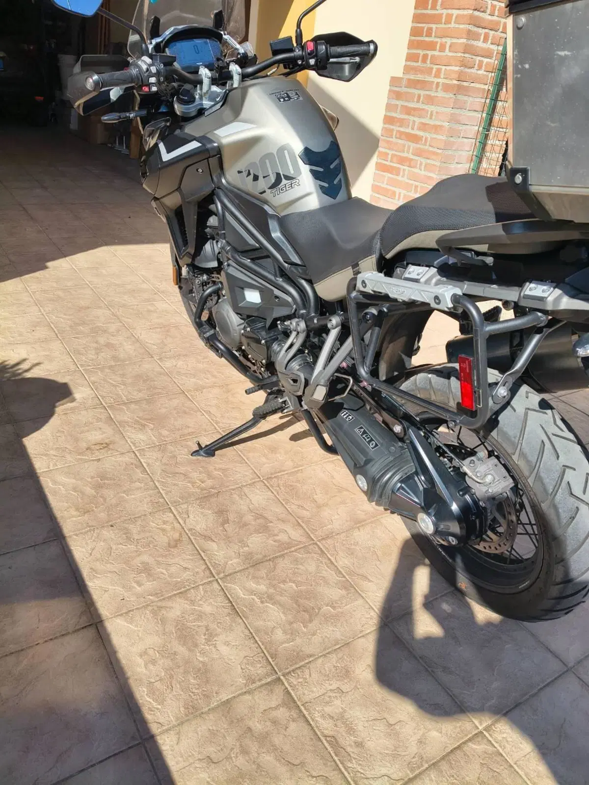 Triumph Tiger 1200 Desert Edition (2020) (9)
