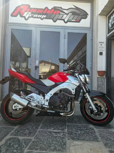 Suzuki GSR 600 (2006 - 11) usata