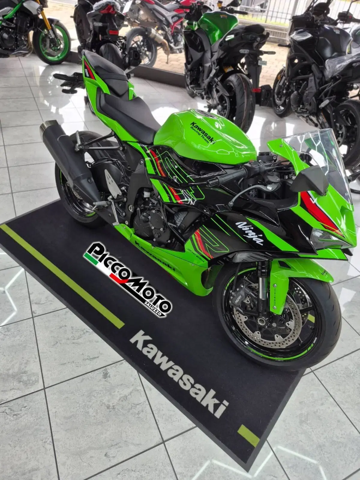 Kawasaki Ninja 636 ZX-6R (2024 - 26) (5)