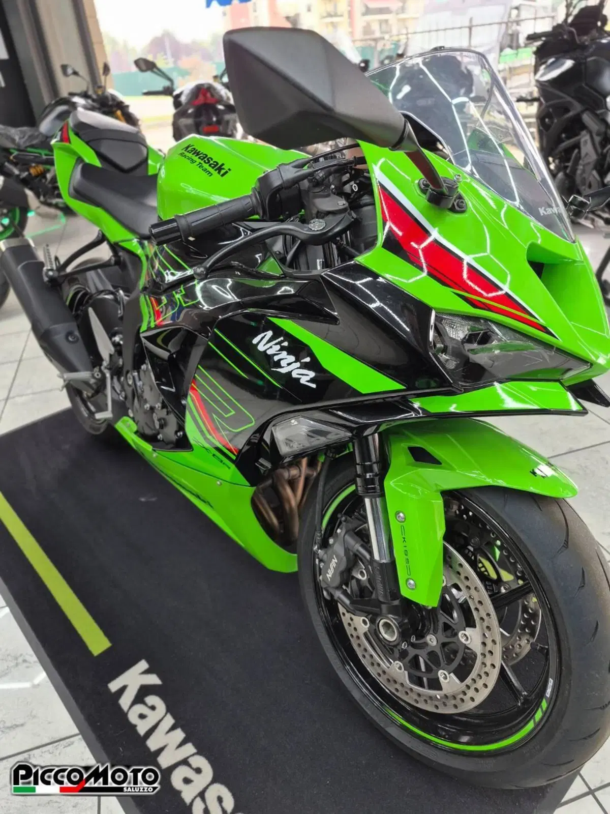 Kawasaki Ninja 636 ZX-6R (2024 - 26) (7)