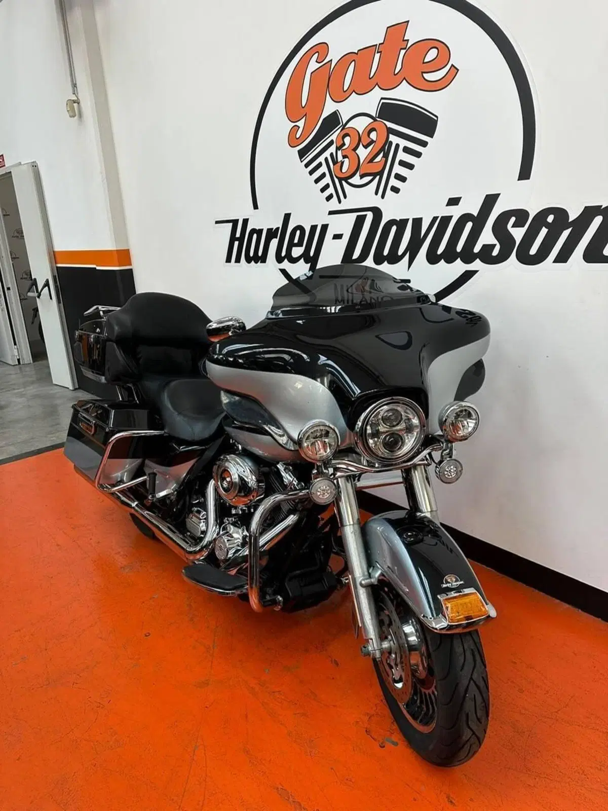 Harley-Davidson 1690 Electra Glide Ultra Limited (2010 - 13) - FLHTK (3)