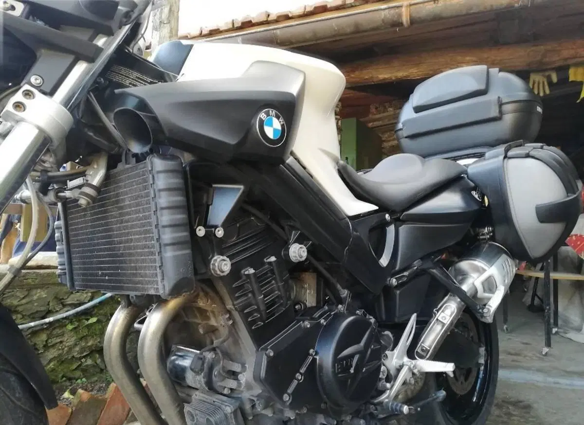 Bmw F 800 R (2009 - 11) (5)