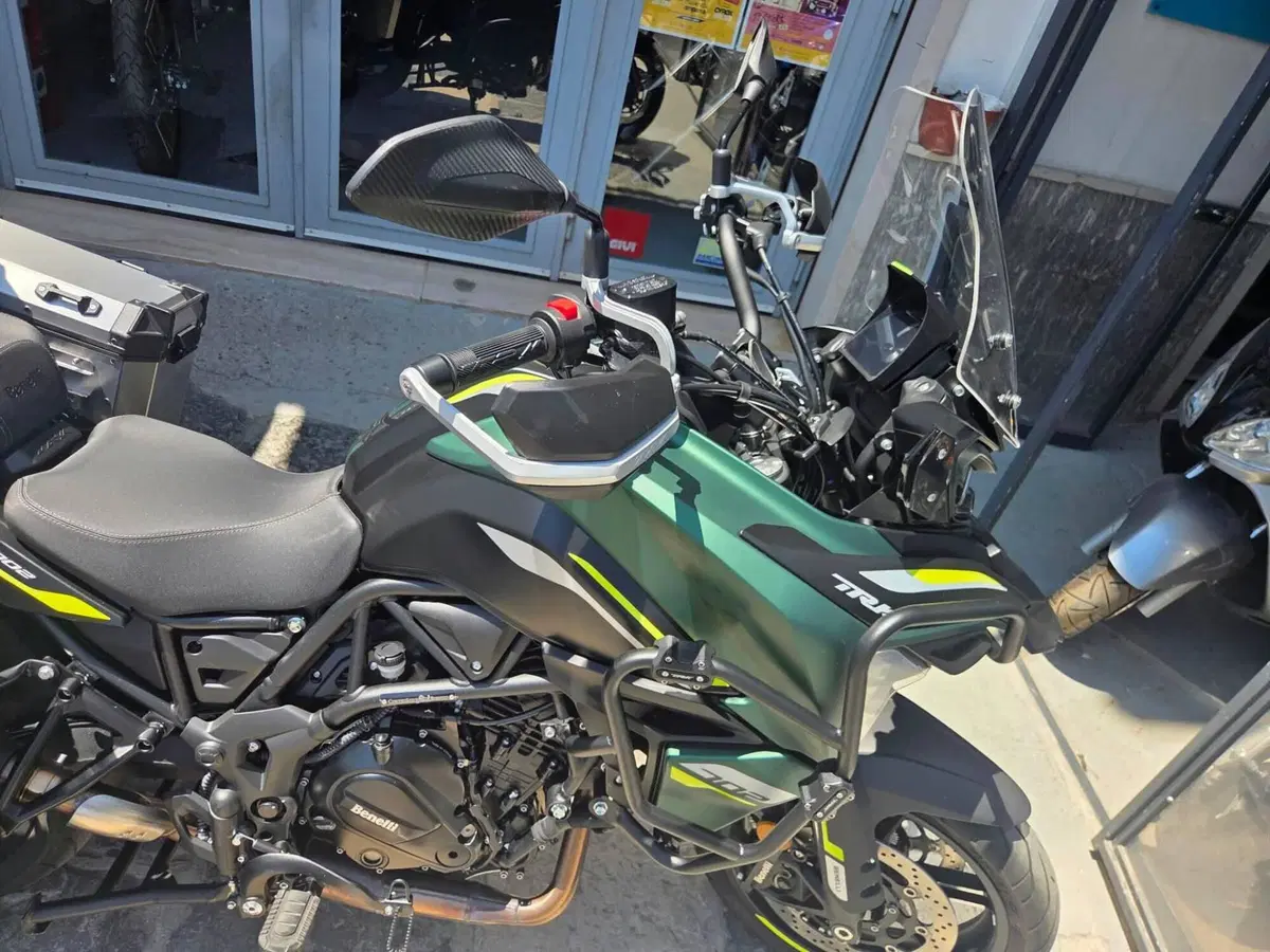 Benelli TRK 702 (2023 - 25) (4)