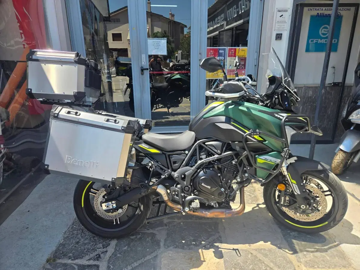 Benelli TRK 702 (2023 - 25) (2)